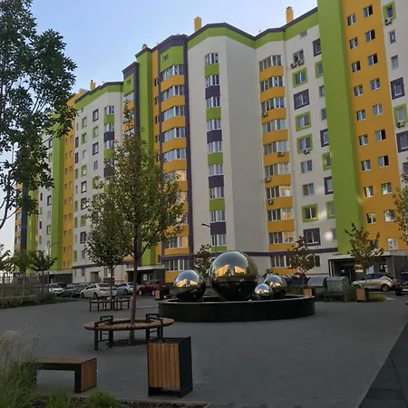 公寓 Superb Studio, жк щасливий *